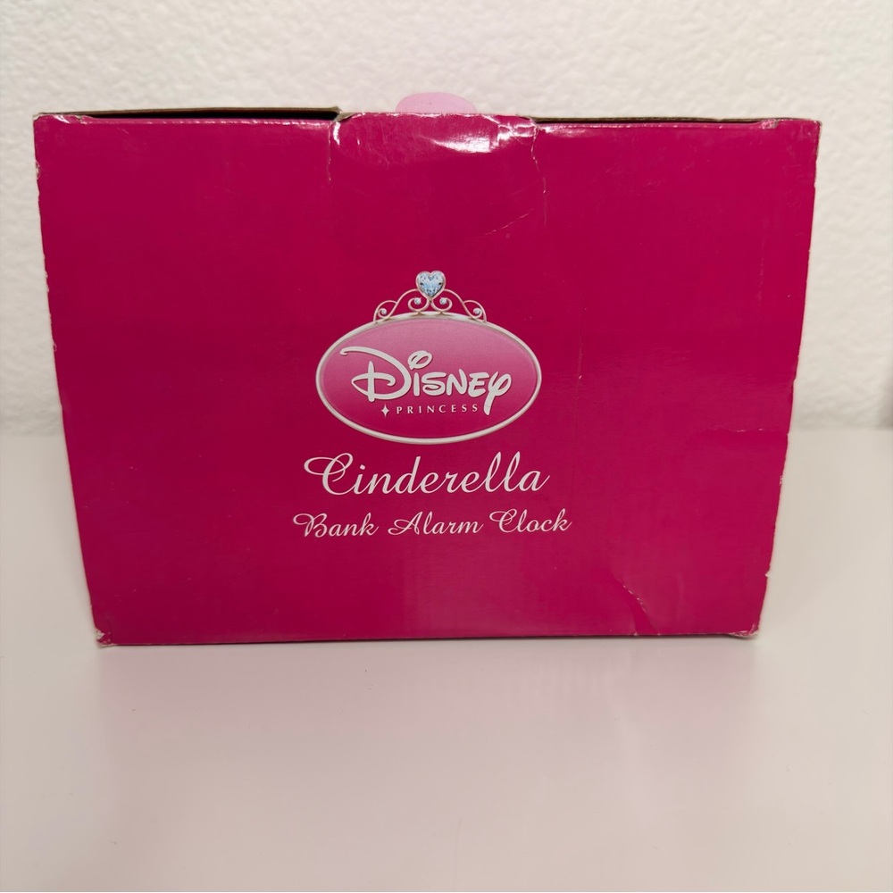 Disney Princess Cinderella Bank Alarm Clock Collectible Coin Bank & Clock NIB - Picture 8 of 9